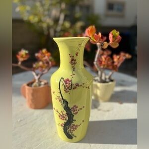 Vintage Ceramic Vase Hand Paint Plum Flower Pattern